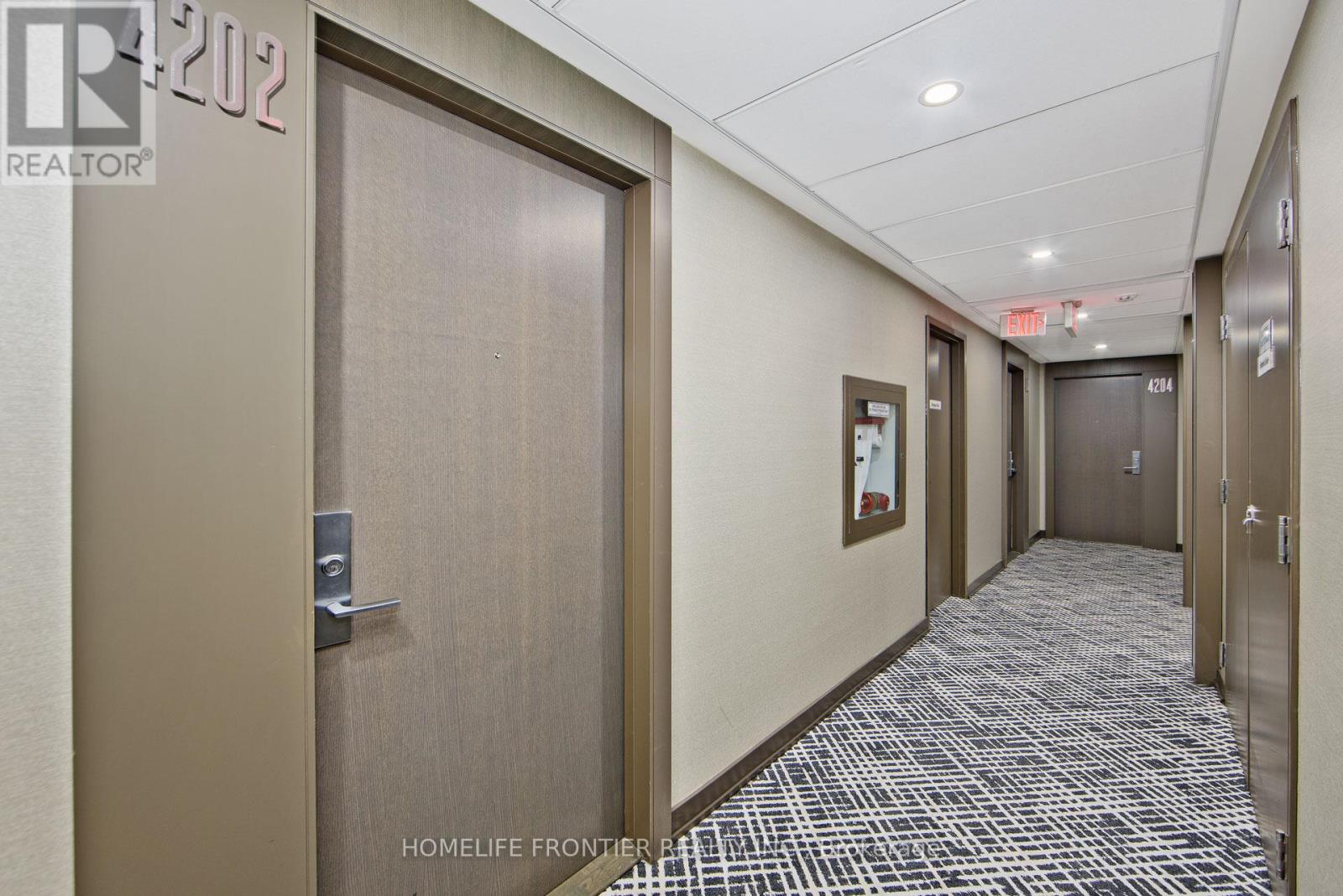 4202 - 101 Charles Street E, Toronto, Ontario  M4Y 1V2 - Photo 5 - C13785478