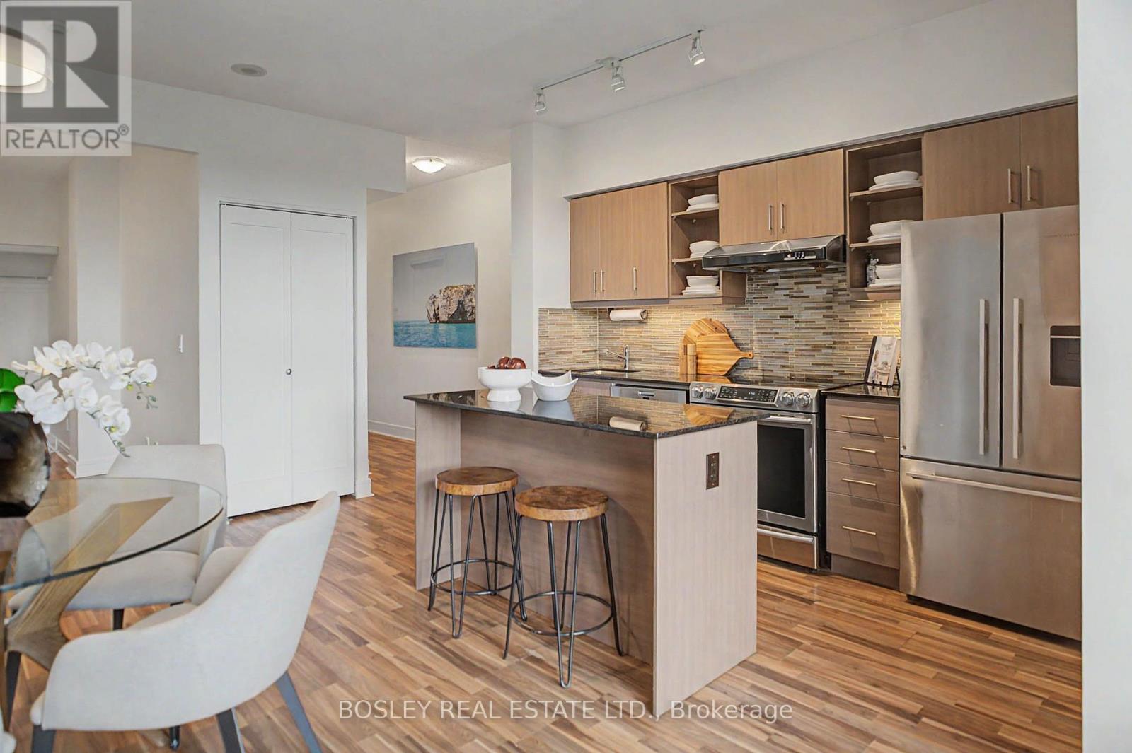 125 - 35 Brian Peck Crescent, Toronto, Ontario  M4G 0A5 - Photo 3 - C13785492