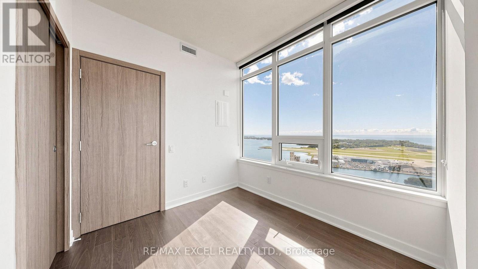 4002 - 17 Bathurst Street, Toronto, Ontario  M5V 0N1 - Photo 18 - C13785582