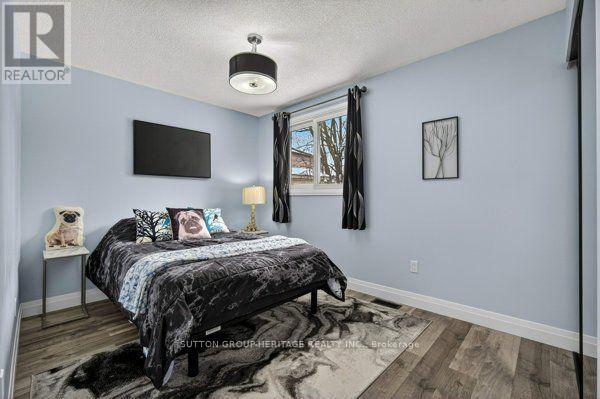 887 Lavis Court, Oshawa, Ontario  L1K 1W1 - Photo 17 - E13785456