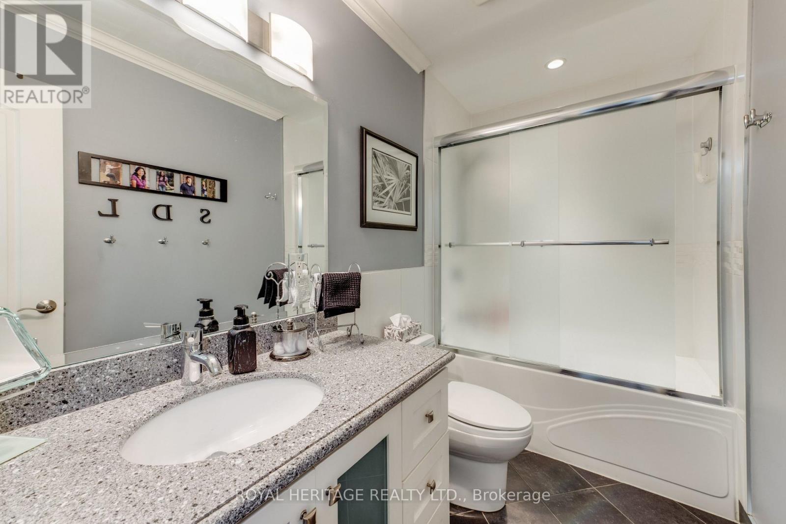 8 Chantrey Court, Toronto, Ontario  M1E 4V3 - Photo 27 - E13785504