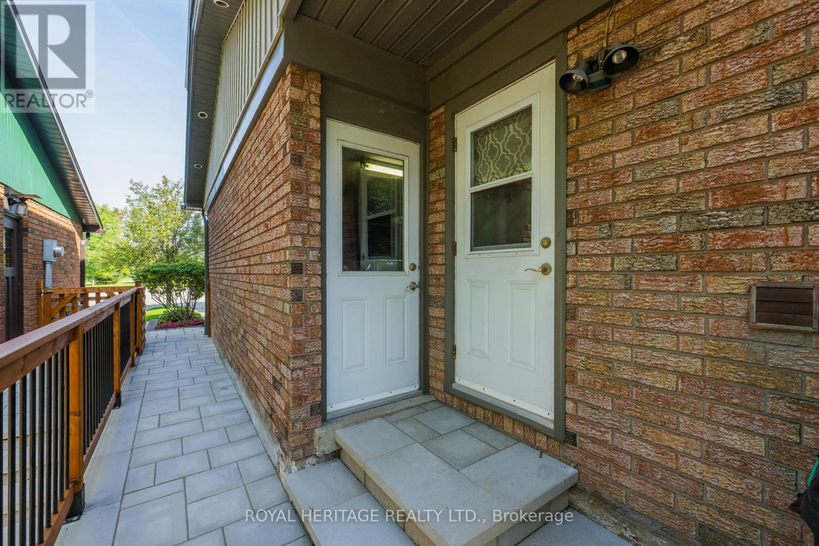 8 Chantrey Court, Toronto, Ontario  M1E 4V3 - Photo 35 - E13785504