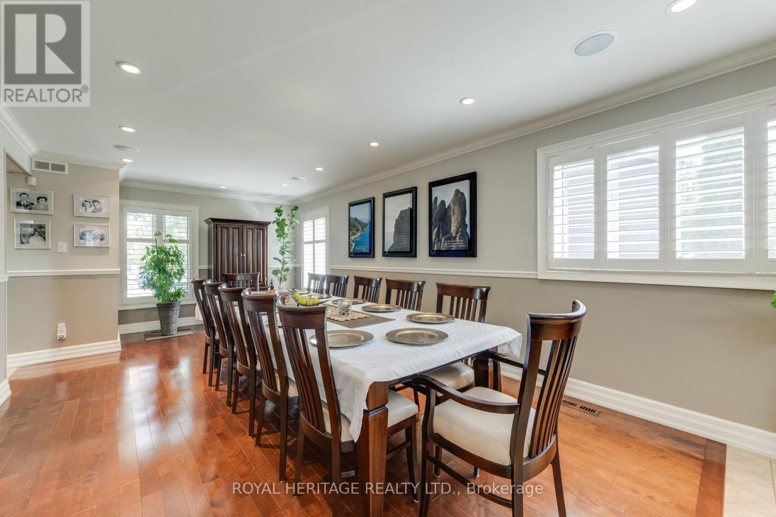 8 Chantrey Court, Toronto, Ontario  M1E 4V3 - Photo 5 - E13785504