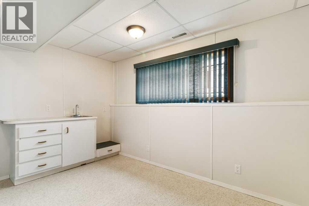 4131 53 Avenue, Innisfail, Alberta  T4G 1G2 - Photo 21 - A2345420