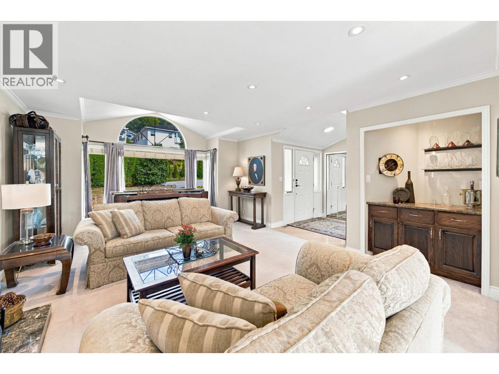 3950 Sparrow Lane, North Vancouver, British Columbia  V7G 2M8 - Photo 4 - R3165513