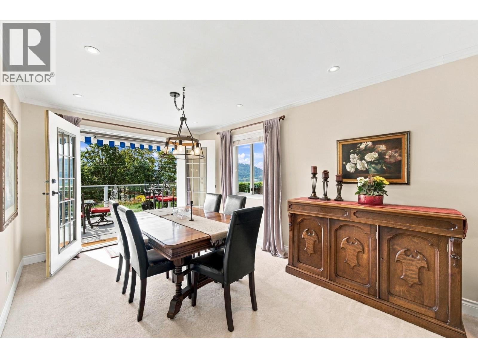 3950 Sparrow Lane, North Vancouver, British Columbia  V7G 2M8 - Photo 5 - R3165513