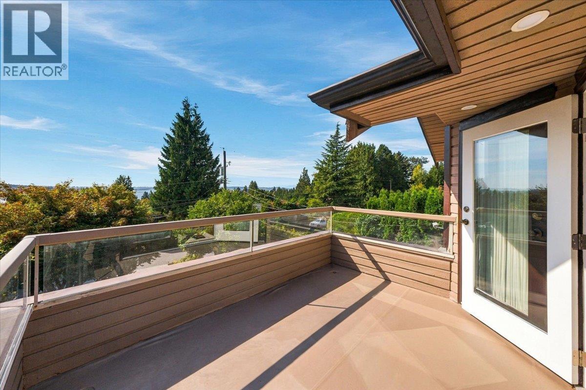 1523 Lawson Avenue, West Vancouver, British Columbia  V7V 2C8 - Photo 26 - R3165515
