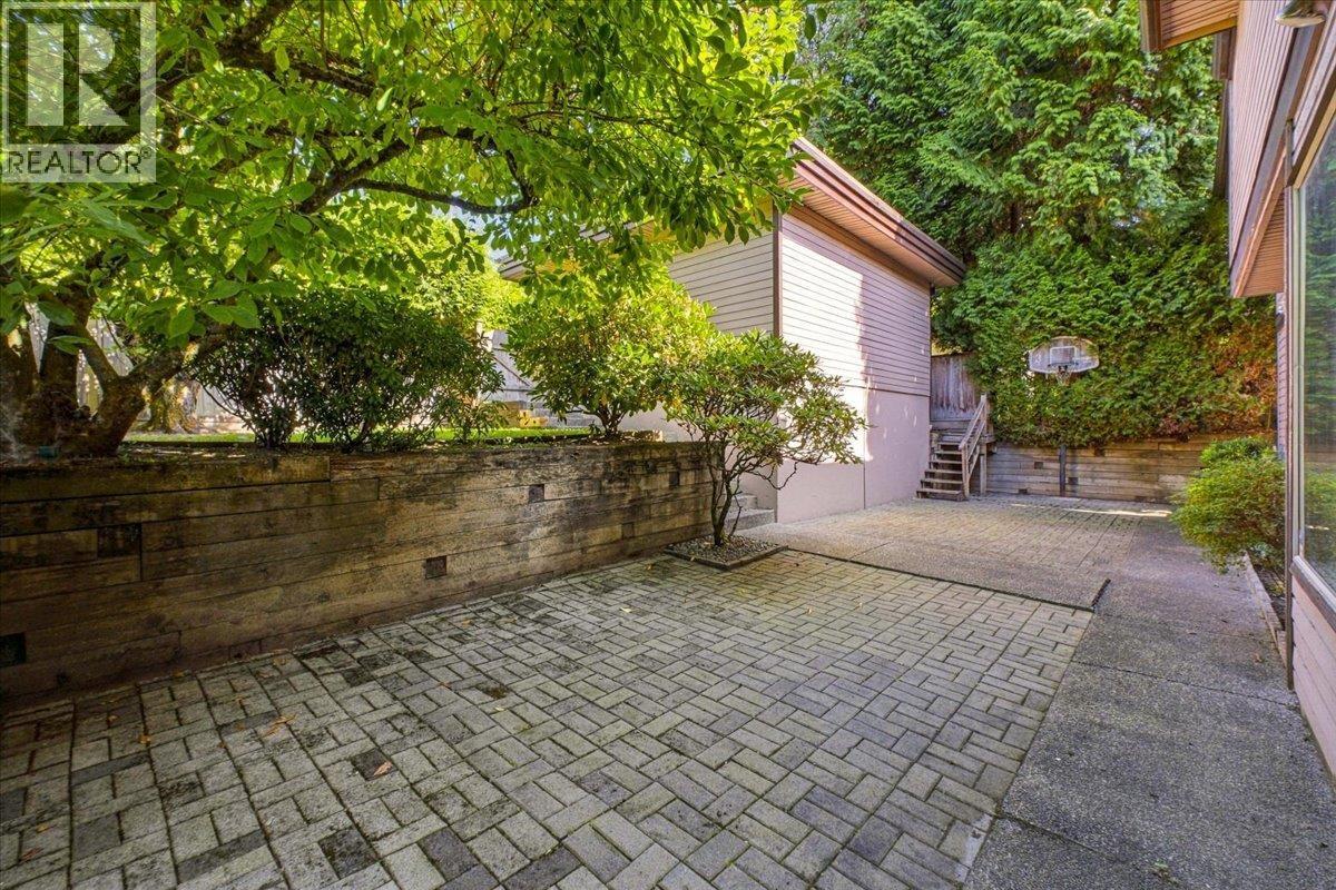 1523 Lawson Avenue, West Vancouver, British Columbia  V7V 2C8 - Photo 34 - R3165515