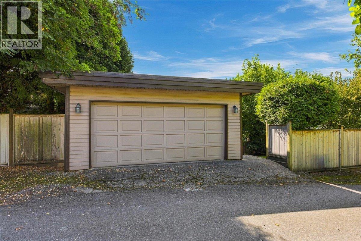 1523 Lawson Avenue, West Vancouver, British Columbia  V7V 2C8 - Photo 36 - R3165515