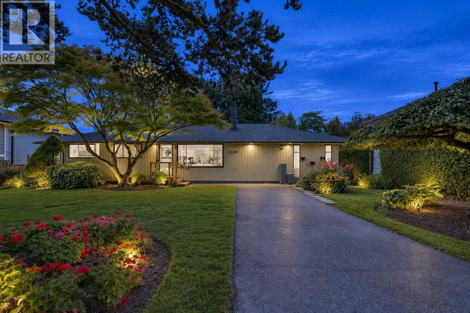 2161 FLORALYNN CRESCENT, north vancouver, British Columbia