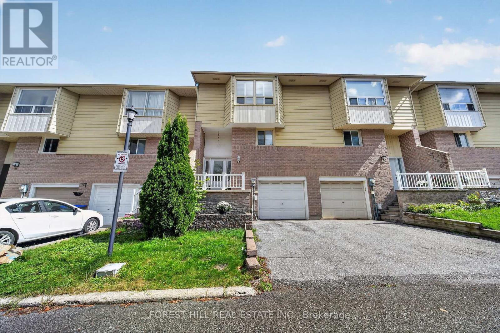 9 - 25 Deer Run Crescent, Bradford West Gwillimbury (Bradford), Ontario  L3Z 1N1 - Photo 1 - N13785430