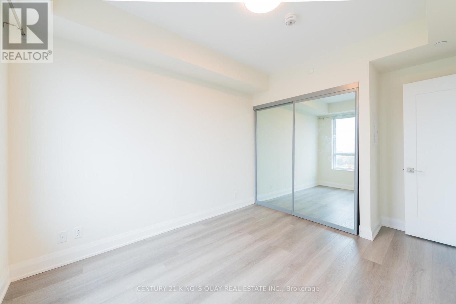 1702 - 18 Water Walk Drive, Markham, Ontario  L3R 6L5 - Photo 18 - N13785488