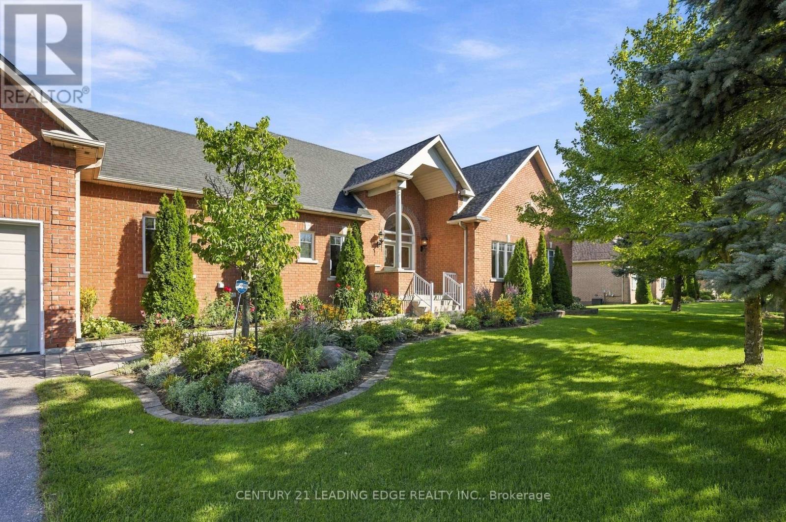 24 George Pipher Lane, Whitchurch-Stouffville, Ontario  L4A 1M4 - Photo 3 - N13785562