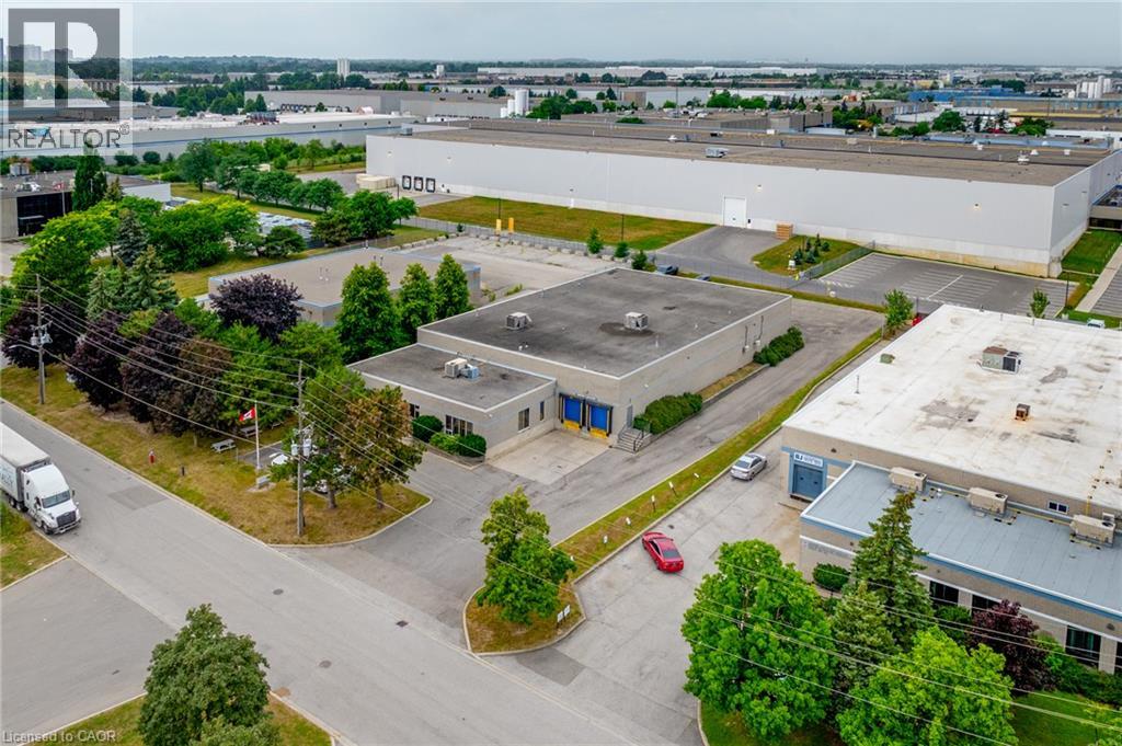 4 CARSON Court, Brampton, Ontario