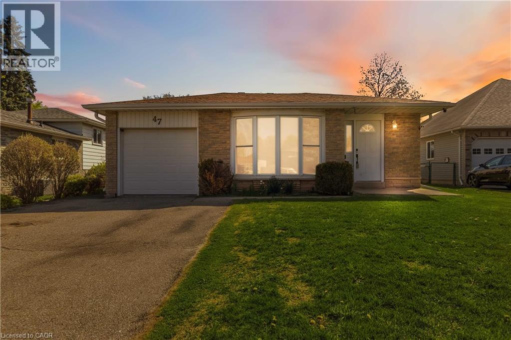 47 ABELES Avenue, Paris, Ontario