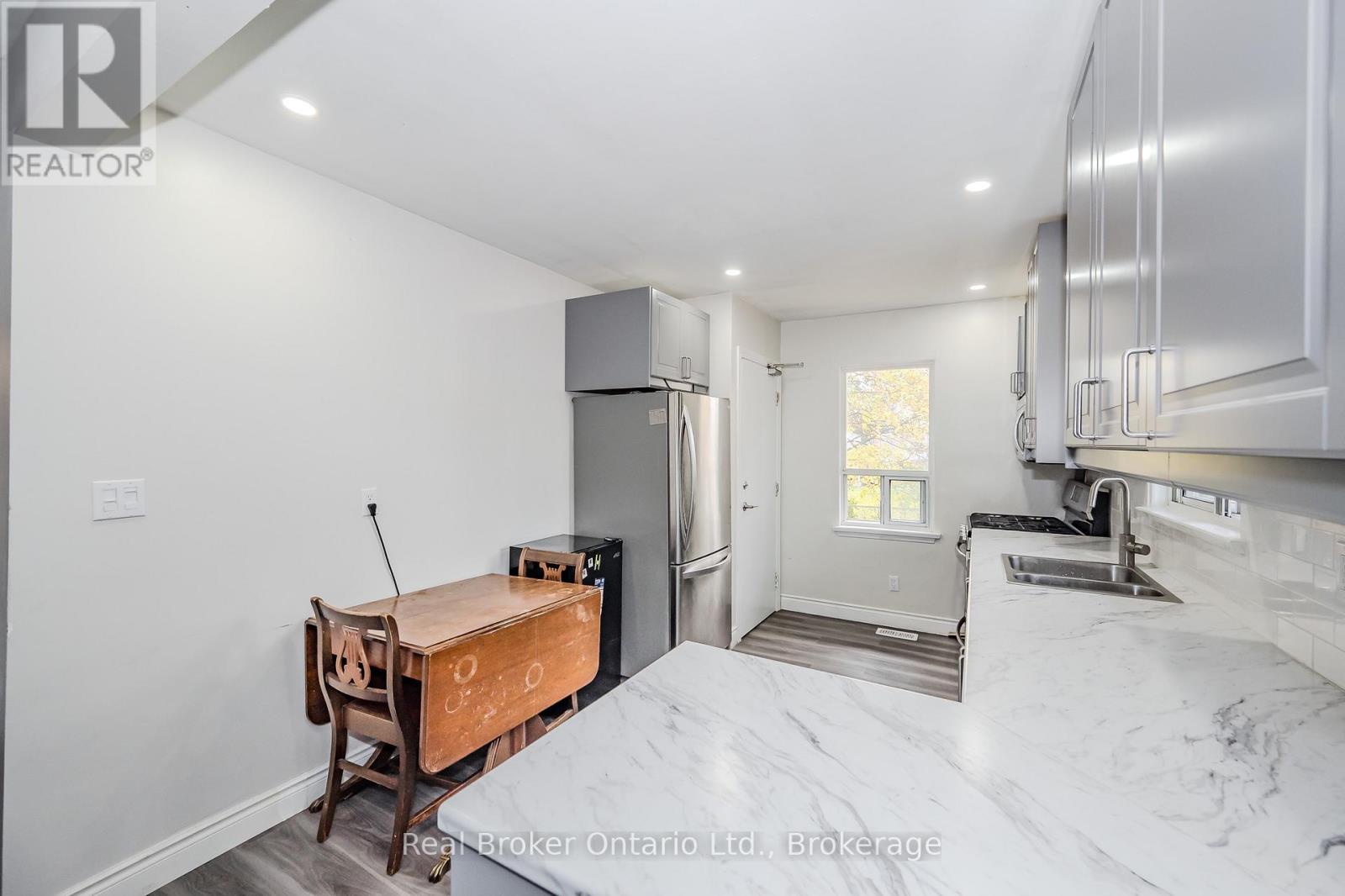 112 Victoria Road N, Guelph, Ontario N1E 5H3 - Photo 9 - X13785450