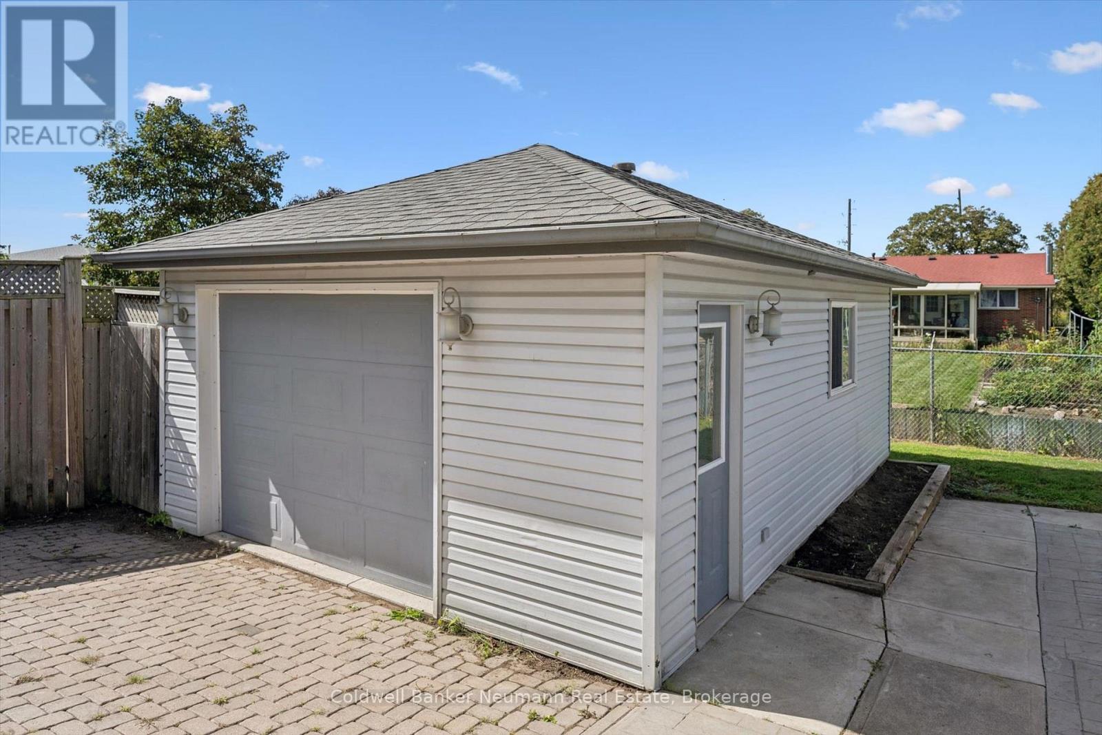 16 Argyle Drive, Guelph, Ontario  N1G 2P2 - Photo 30 - X13785518