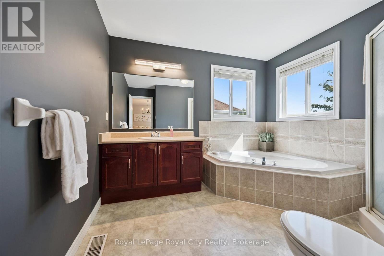 81 Teal Drive, Guelph, Ontario N1C 1H2 - Photo 27 - X13785564