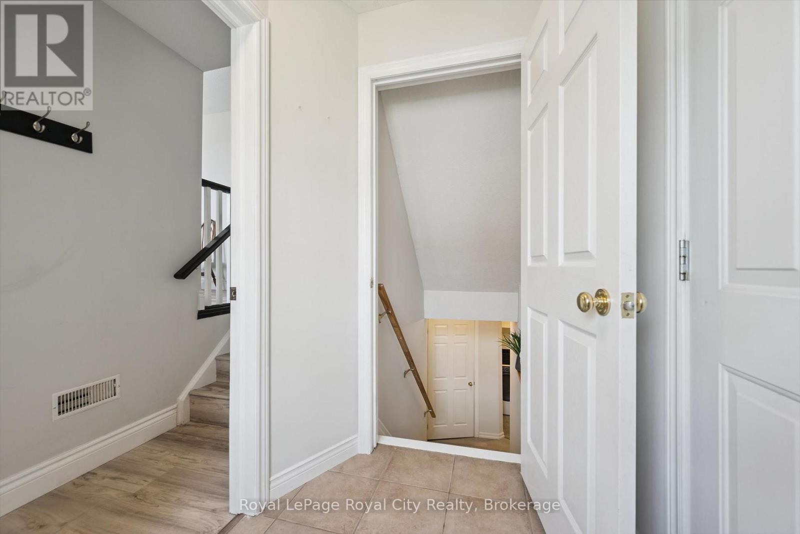 81 Teal Drive, Guelph, Ontario N1C 1H2 - Photo 31 - X13785564