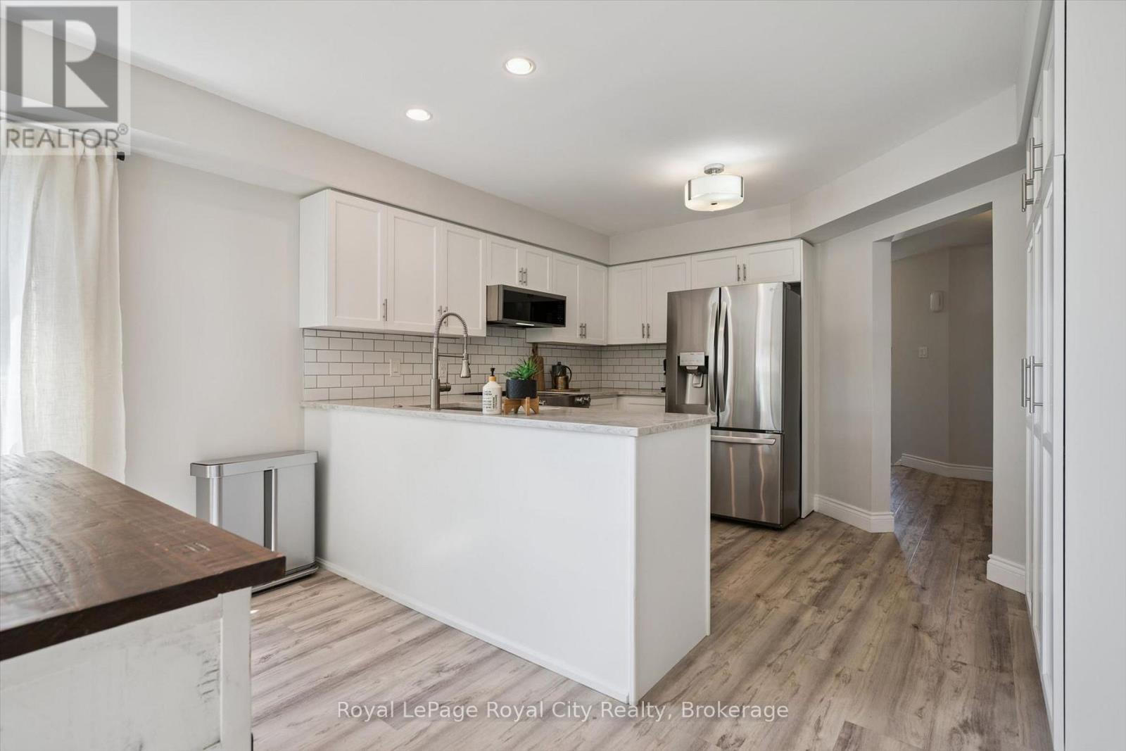 81 Teal Drive, Guelph, Ontario N1C 1H2 - Photo 6 - X13785564