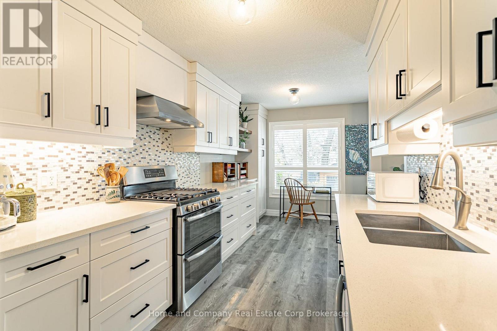 286 Railway Avenue, Stratford, Ontario  N5A 2J4 - Photo 11 - X13785578
