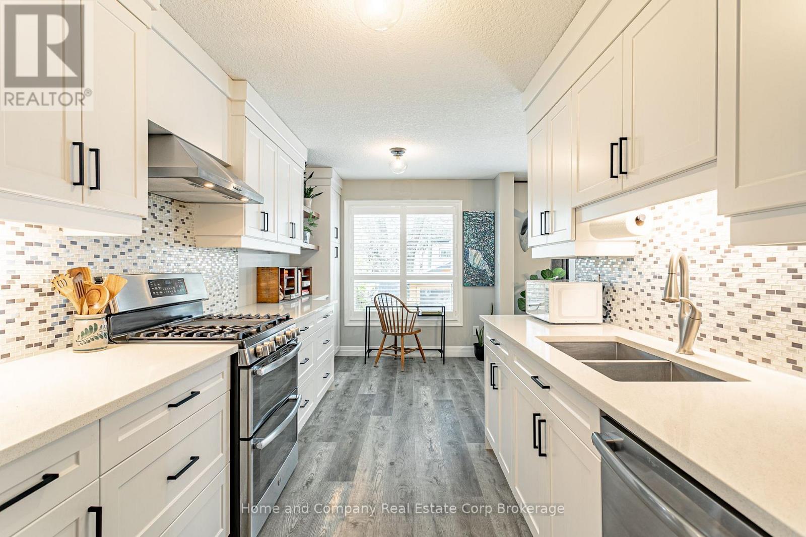 286 Railway Avenue, Stratford, Ontario  N5A 2J4 - Photo 12 - X13785578