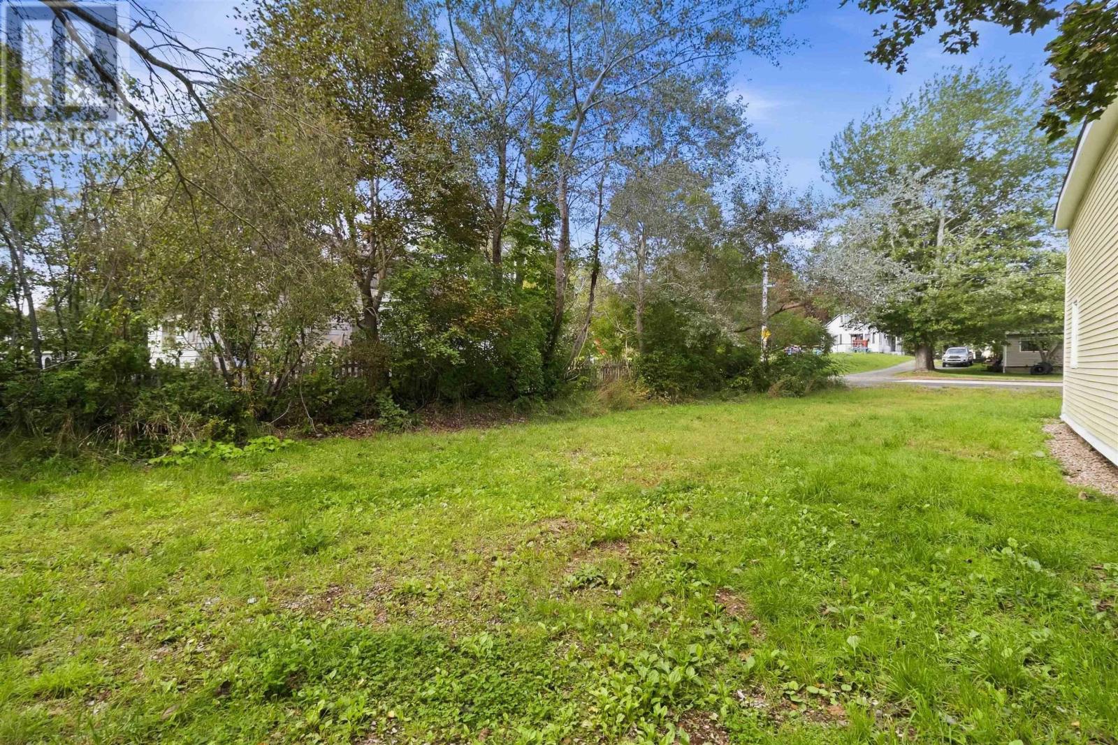89 St. Phillips Street, Bridgewater, Nova Scotia  B4V 1W4 - Photo 49 - 202618842