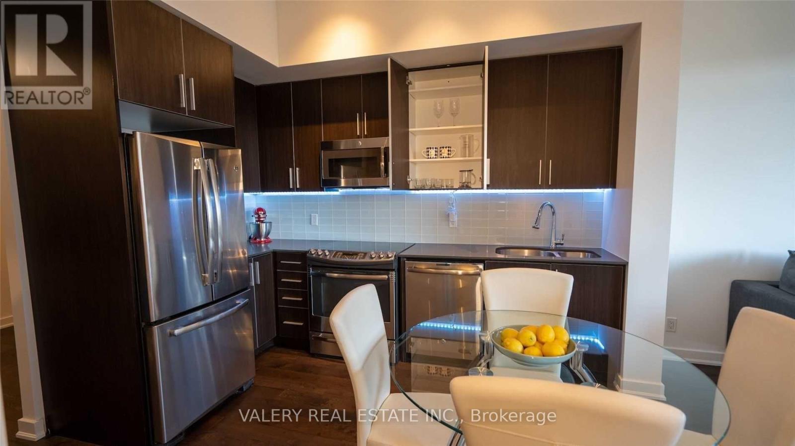 713 - 2220 Lake Shore Boulevard W, Toronto, Ontario  M8V 0C1 - Photo 10 - W13785438