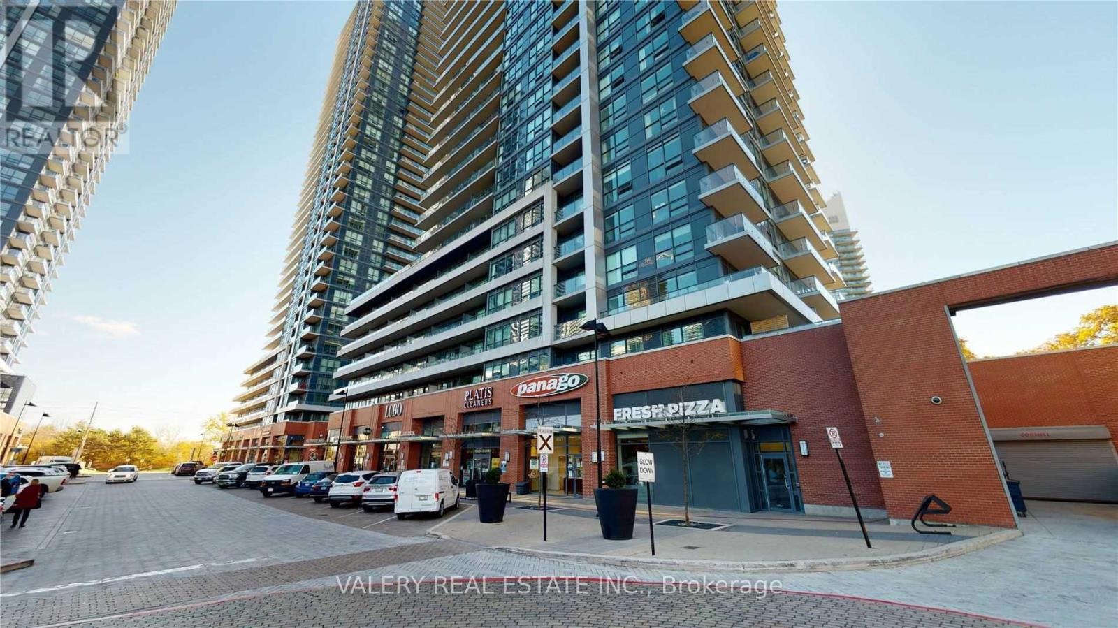 713 - 2220 Lake Shore Boulevard W, Toronto, Ontario  M8V 0C1 - Photo 2 - W13785438