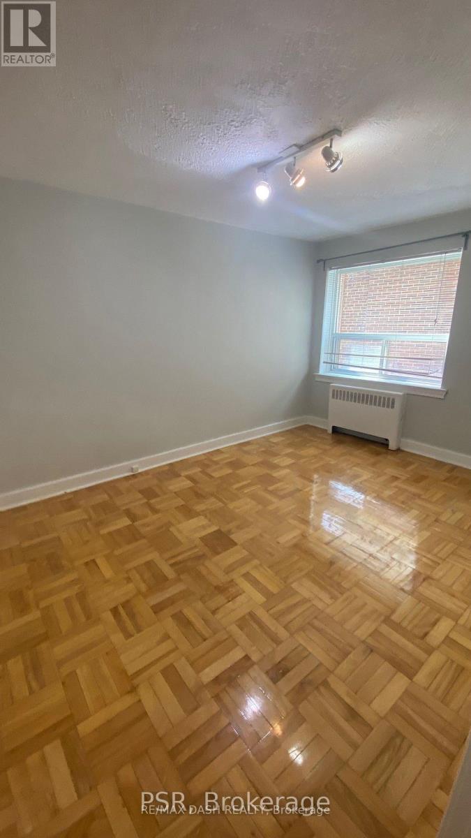 06 - 69 Old Mill Terrace, Toronto, Ontario  M8X 1A1 - Photo 11 - W13785444