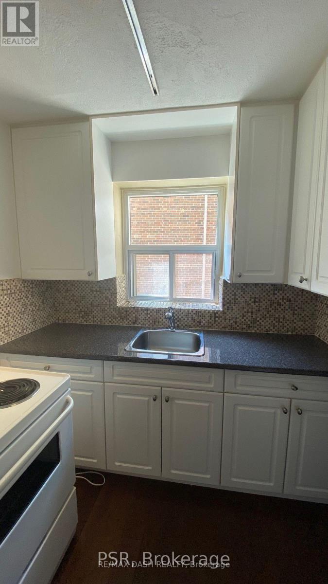06 - 69 Old Mill Terrace, Toronto, Ontario  M8X 1A1 - Photo 15 - W13785444