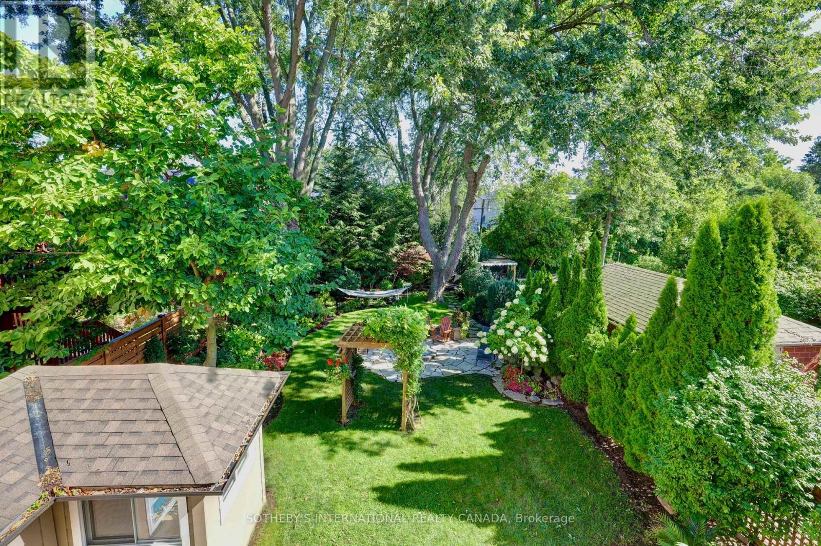 31 Maple Avenue N, Mississauga, Ontario  L5H 2R9 - Photo 15 - W13785498