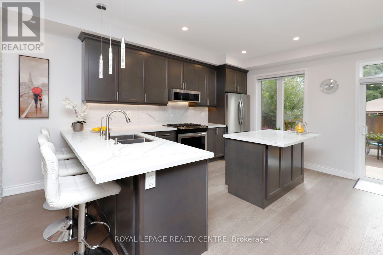 54 Upper Canada Court, Halton Hills, Ontario L7G 0L1 - Photo 12 - W13785510