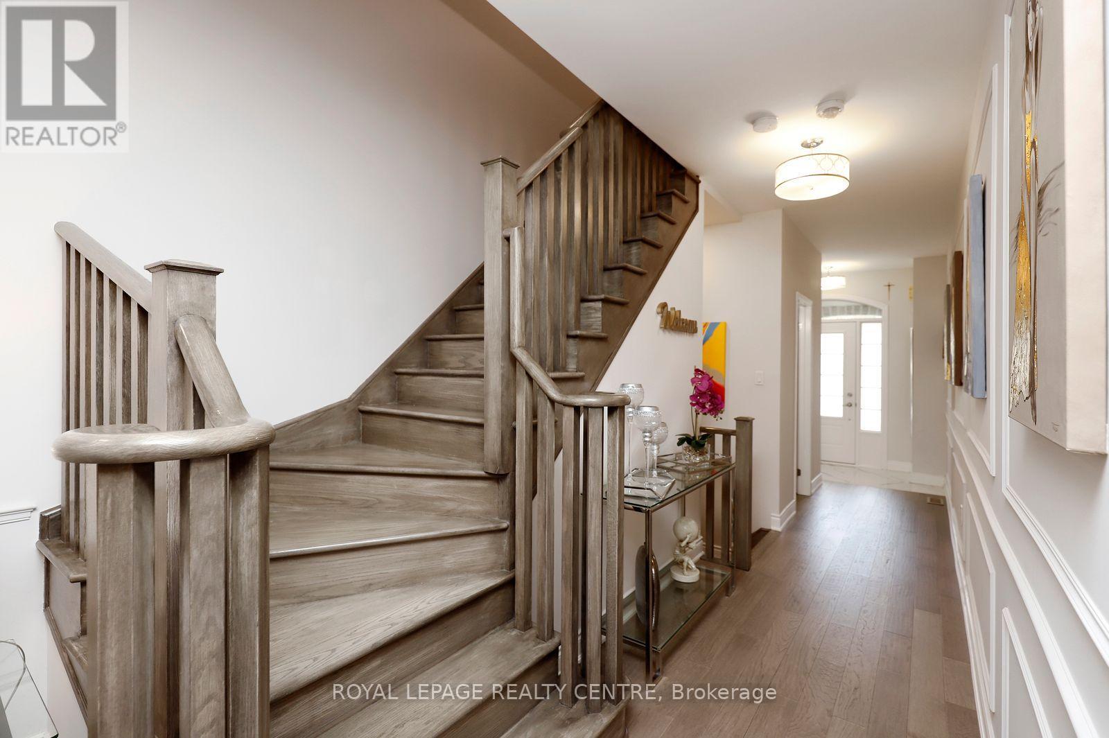 54 Upper Canada Court, Halton Hills, Ontario L7G 0L1 - Photo 6 - W13785510