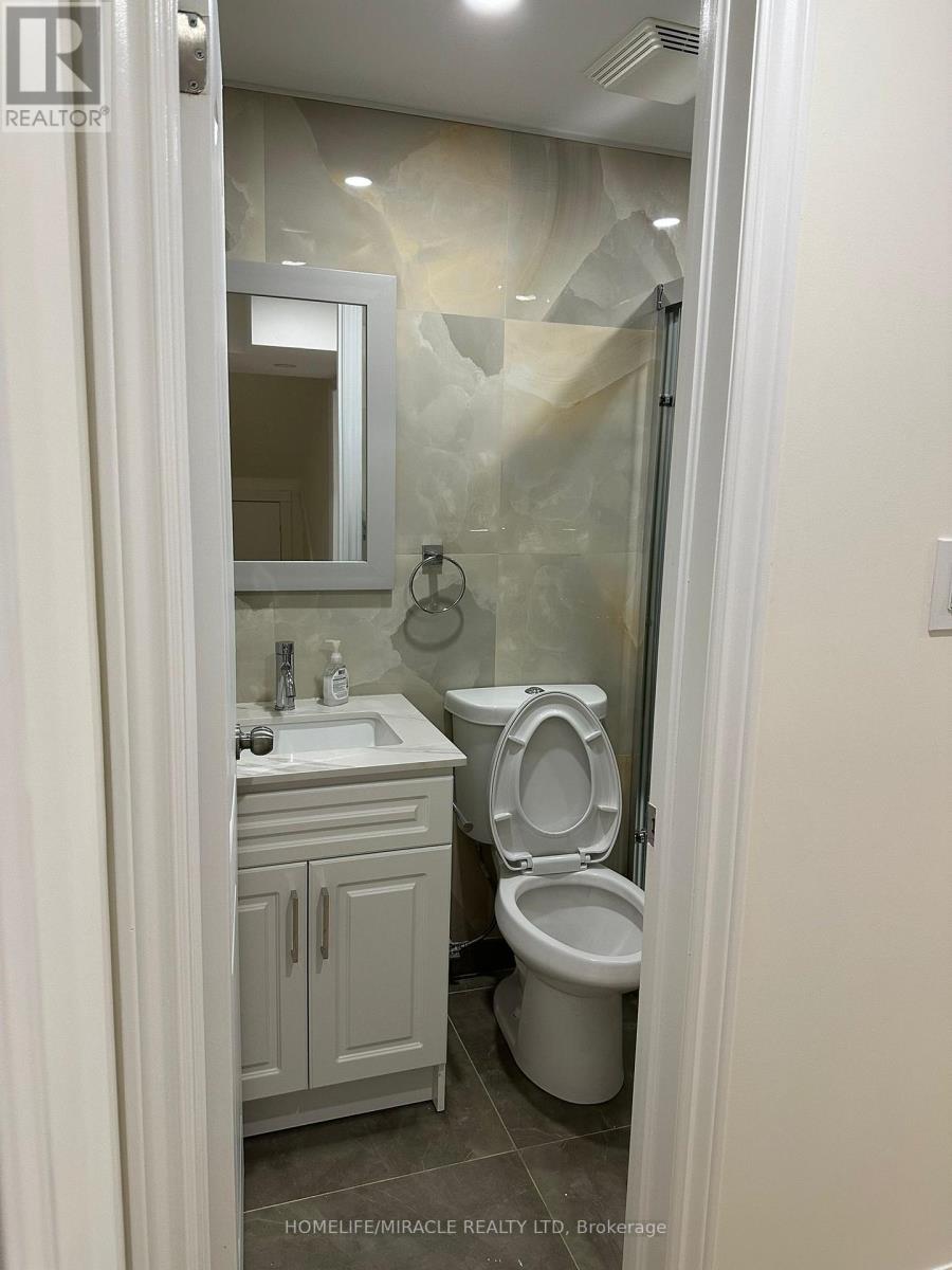 11 Cresswell Drive, Brampton, Ontario  L6Y 2T5 - Photo 13 - W13785514