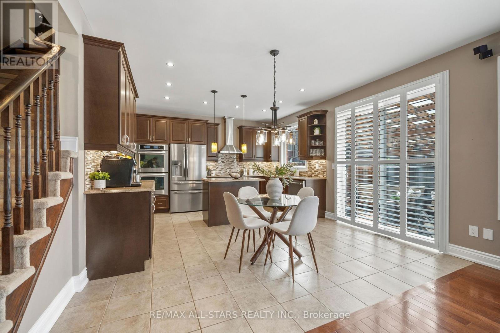 331 Inman Heights, Milton, Ontario L9T 7M8 - Photo 18 - W13785566