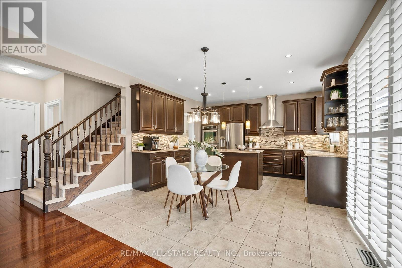 331 Inman Heights, Milton, Ontario L9T 7M8 - Photo 19 - W13785566