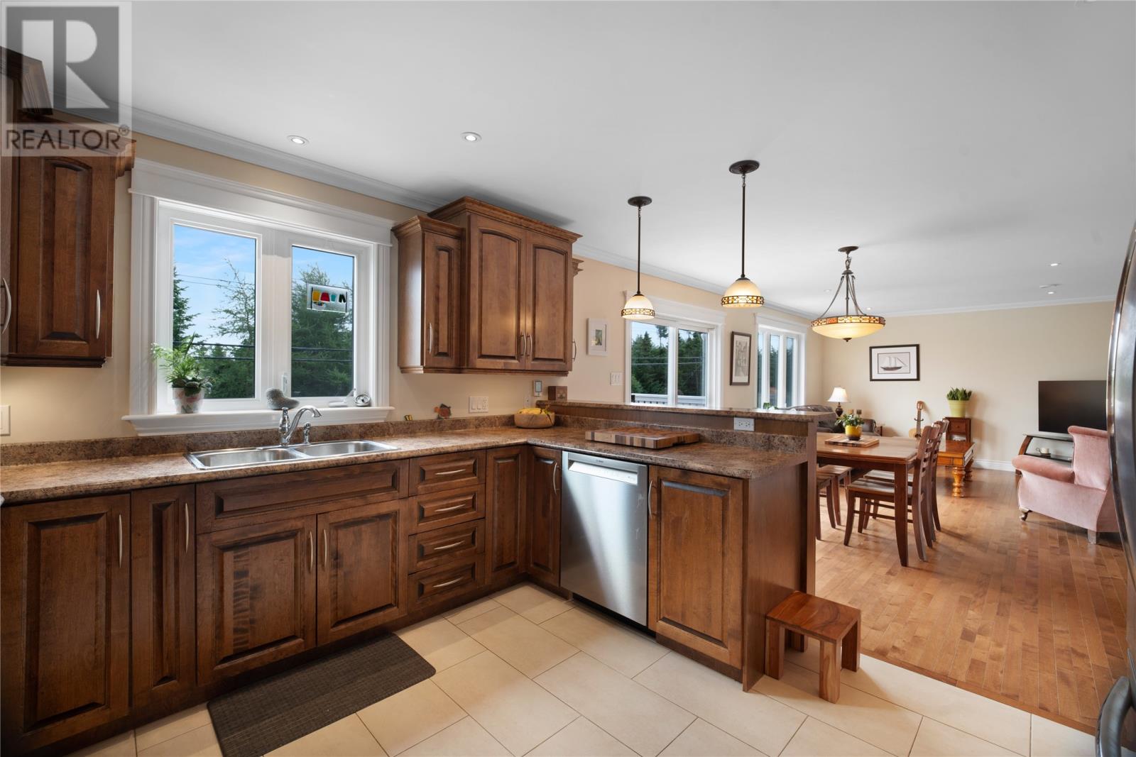 37 Cypress Street, St. John's — photo 9