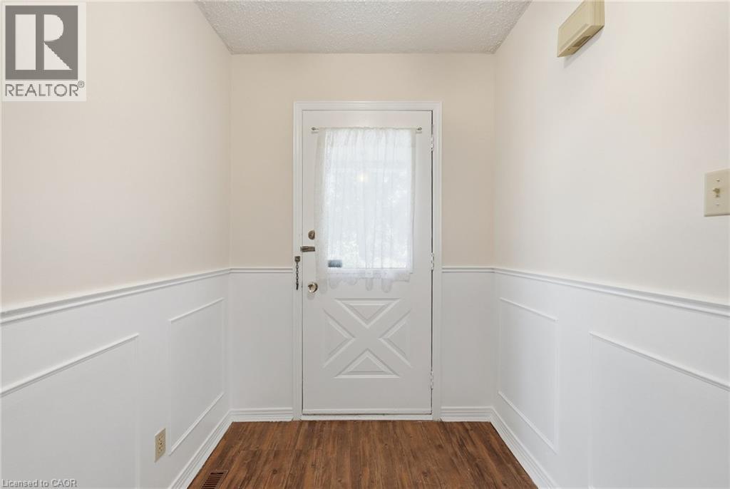 471 Knightsbridge Crescent, Ancaster, Ontario  L9G 3S4 - Photo 6 - 40839593