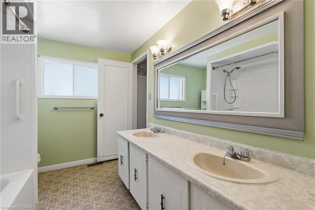 471 Knightsbridge Crescent, Ancaster, Ontario  L9G 3S4 - Photo 35 - 40839593