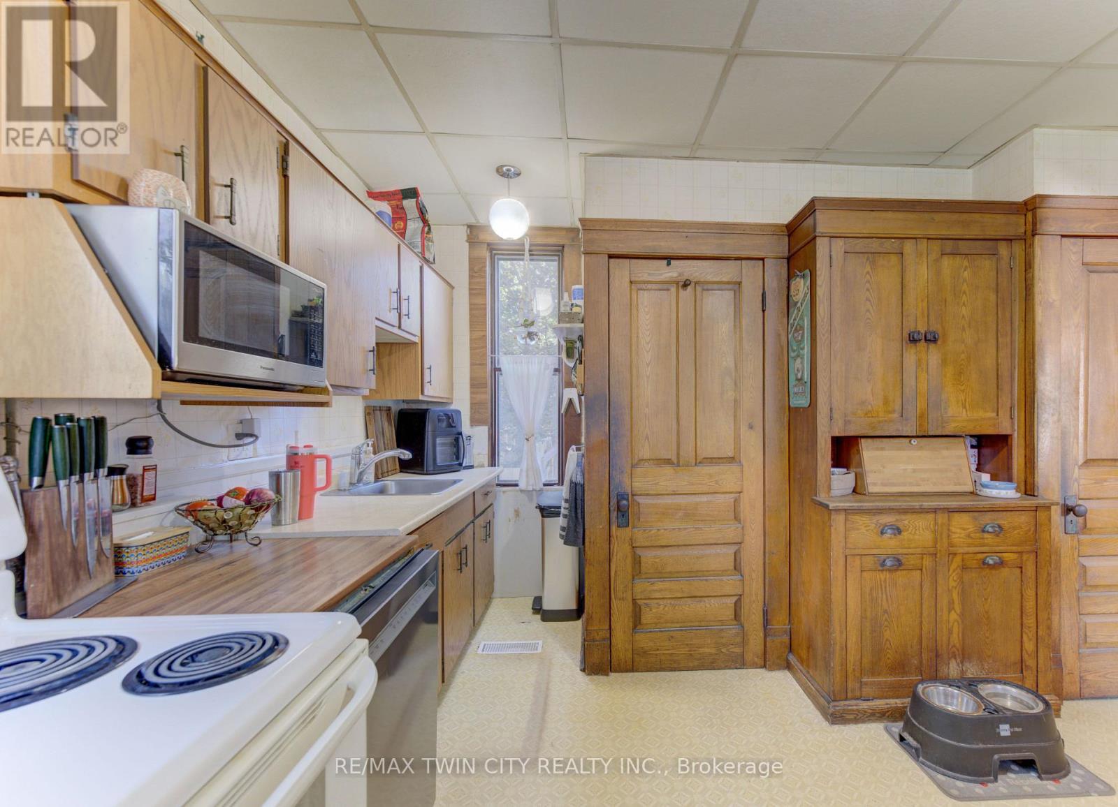 246 Jacob Street, Wilmot, Ontario  N3A 1B9 - Photo 18 - X13785474