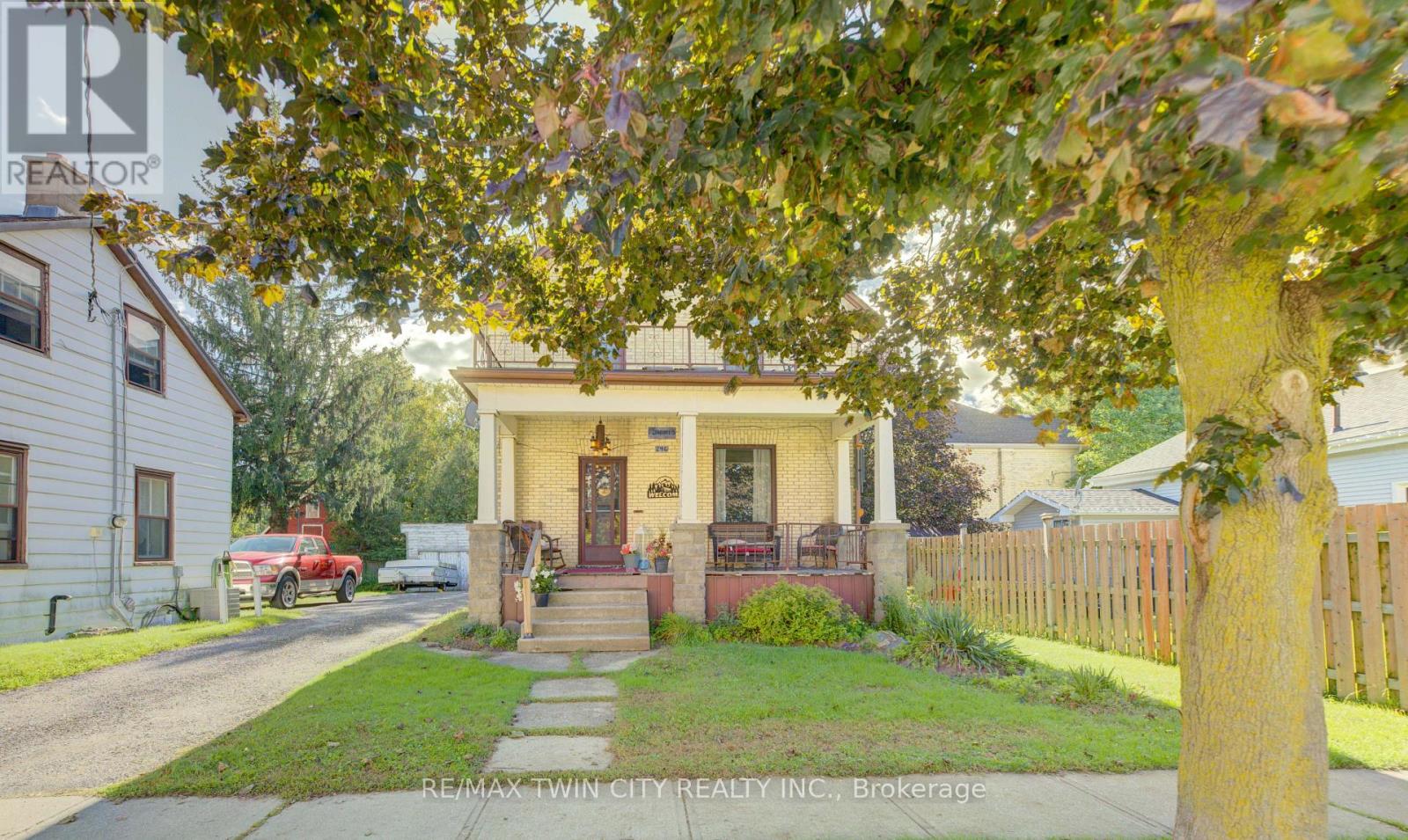 246 Jacob Street, Wilmot, Ontario  N3A 1B9 - Photo 2 - X13785474
