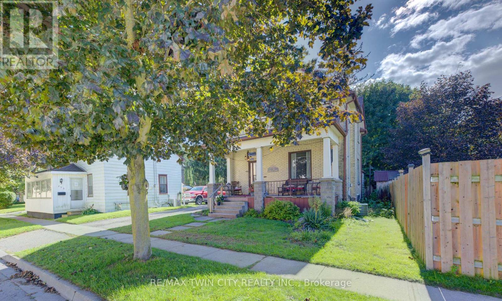 246 Jacob Street, Wilmot, Ontario  N3A 1B9 - Photo 4 - X13785474