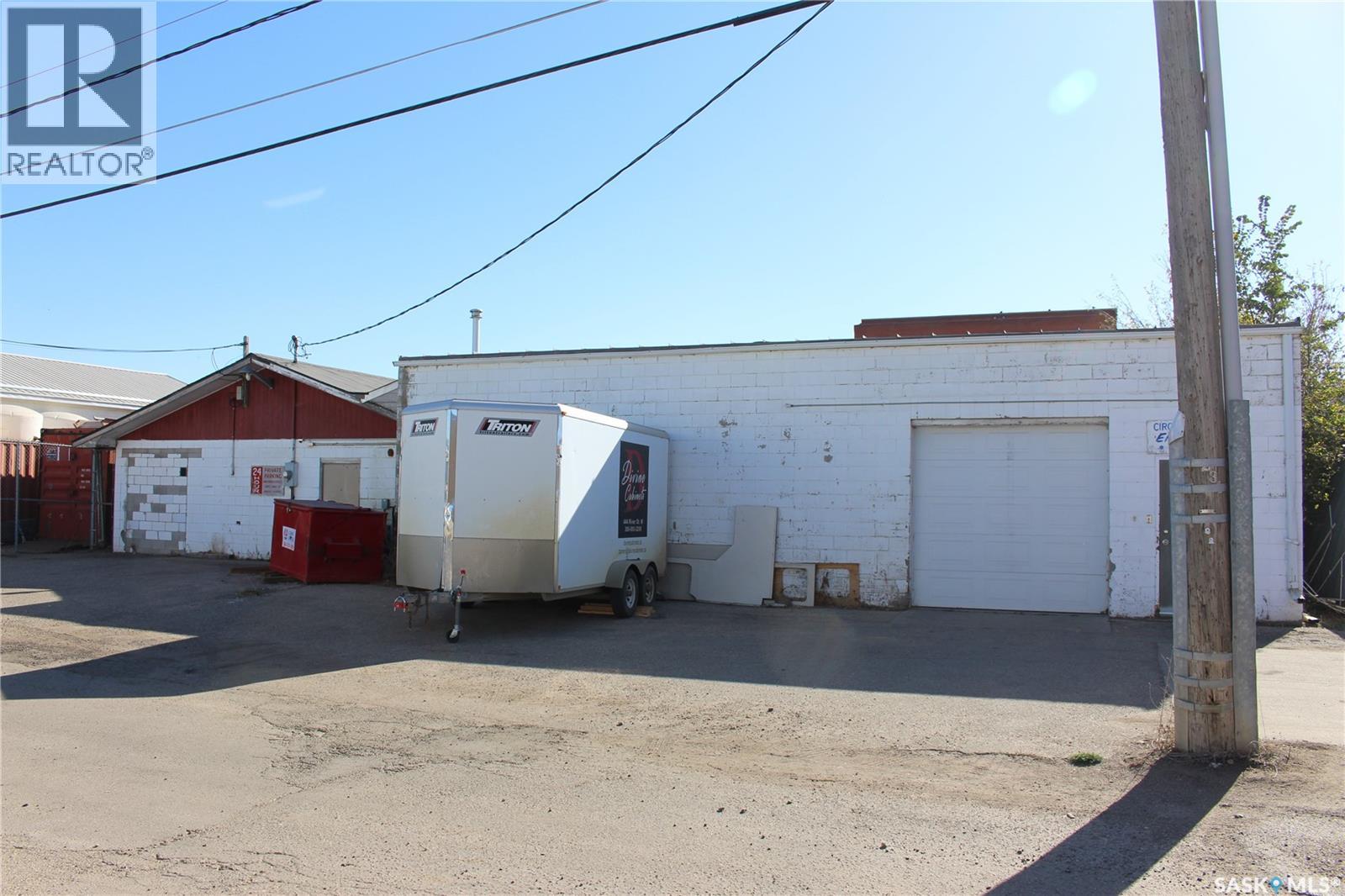 444 River STREET W photo 4