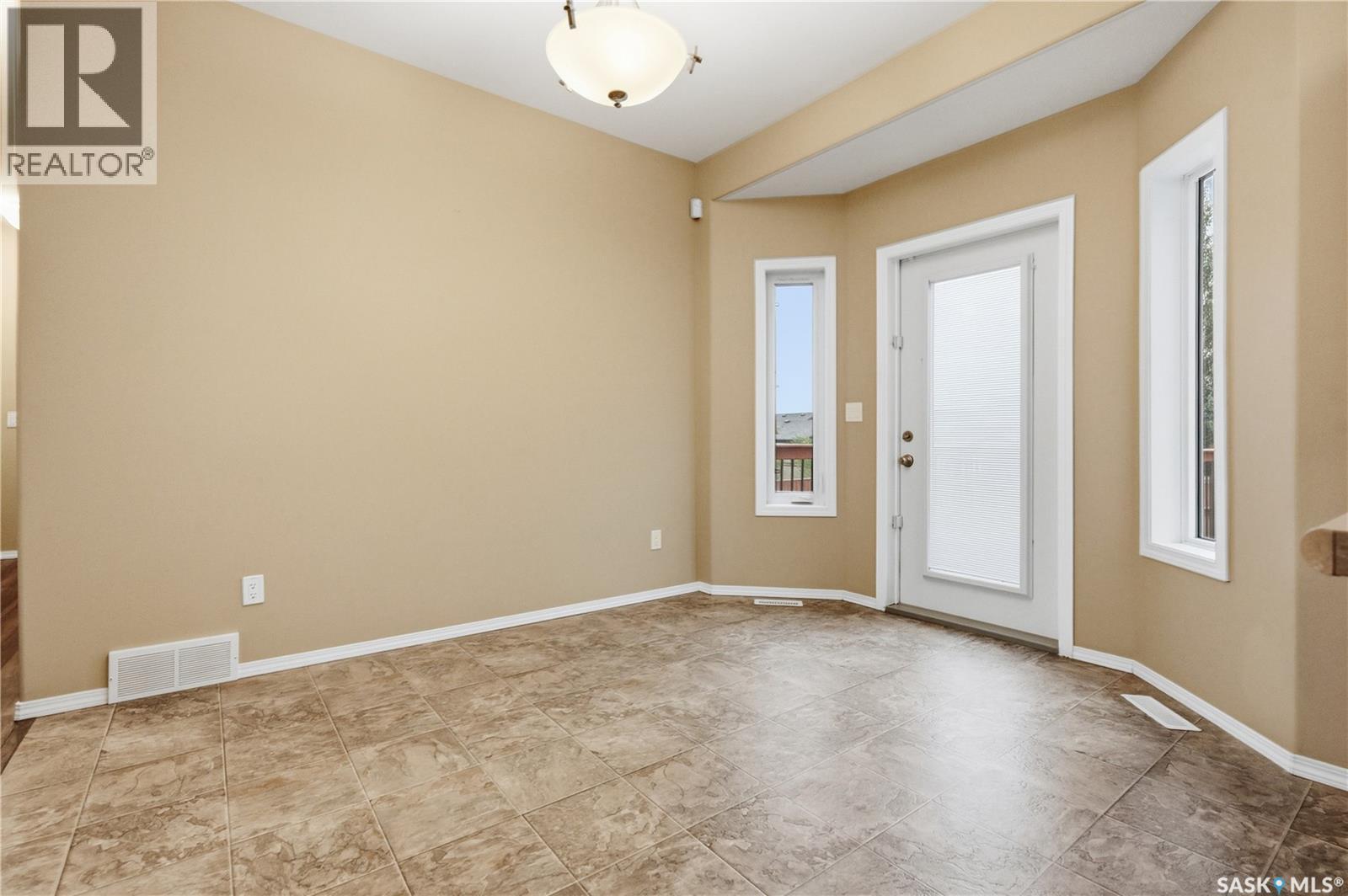 822 Rock Hill Lane, Martensville, Saskatchewan  S0K 0A2 - Photo 11 - SK048440