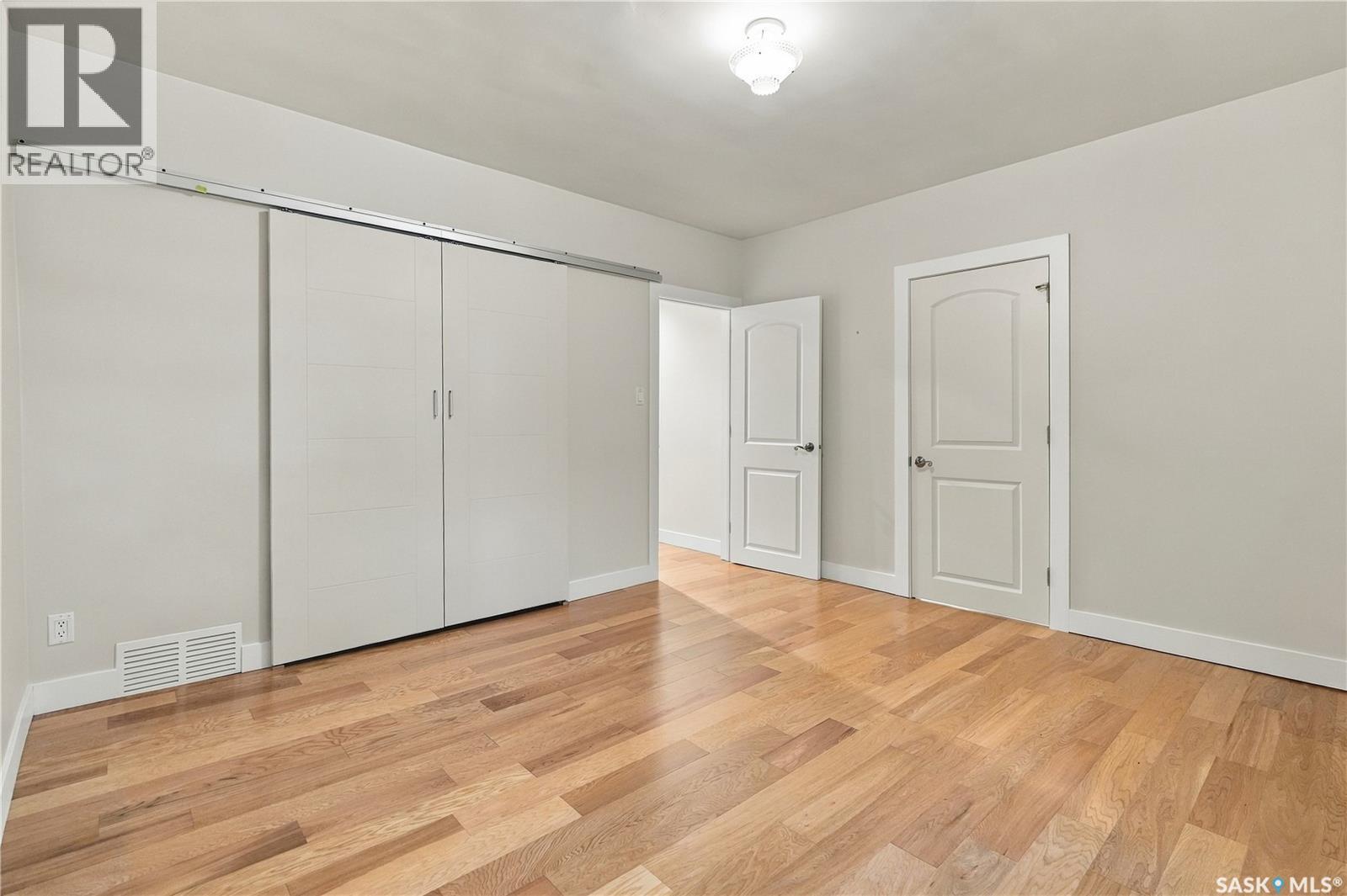 3231 Robinson Street, Regina, Saskatchewan  S4S 1V8 - Photo 12 - SK048404