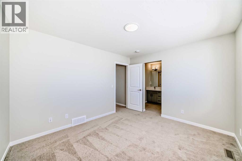 354 Ellen Park, Crossfield, Alberta  T0M 0S0 - Photo 29 - A2343443