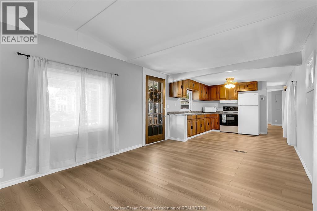 39 Wilder South, Lakeshore, Ontario  N8N 2T1 - Photo 5 - 26022625