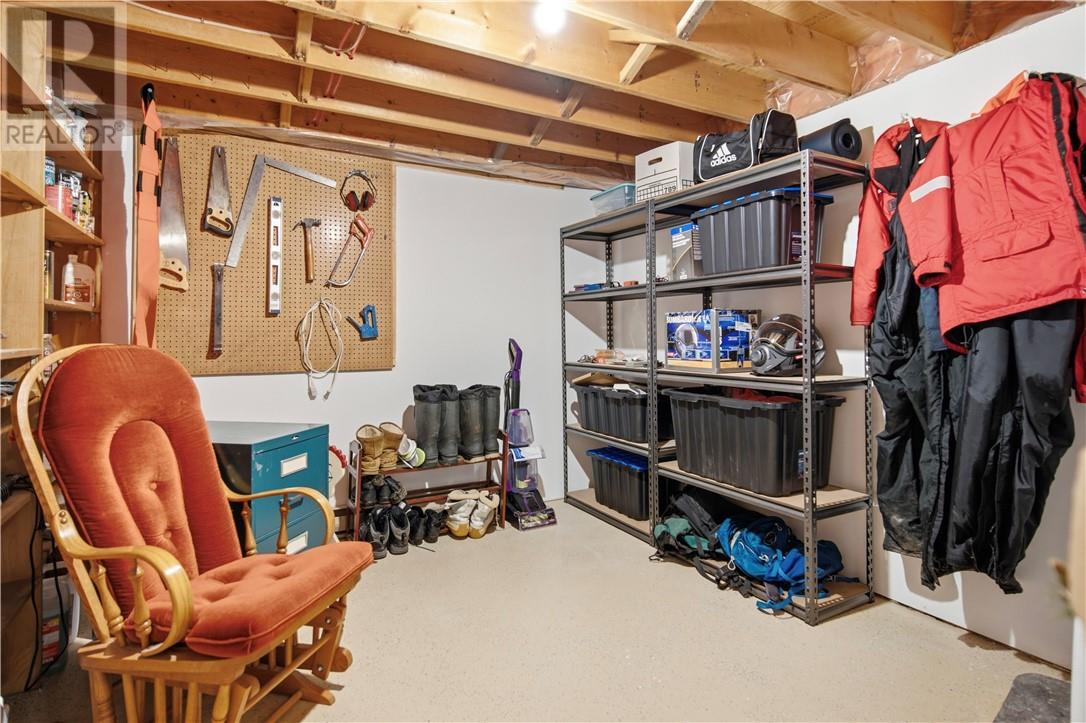 78 Field, Lively, Ontario  P3Y 1B4 - Photo 32 - 2130382