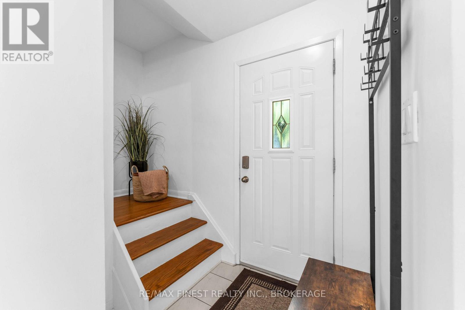 330 Meadowcrest Road, Kingston, Ontario  K7M 3S3 - Photo 4 - X13785700